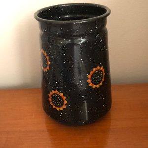Sunflower tin container